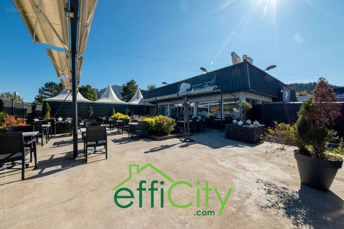 Commerce à SAINT-NABORD