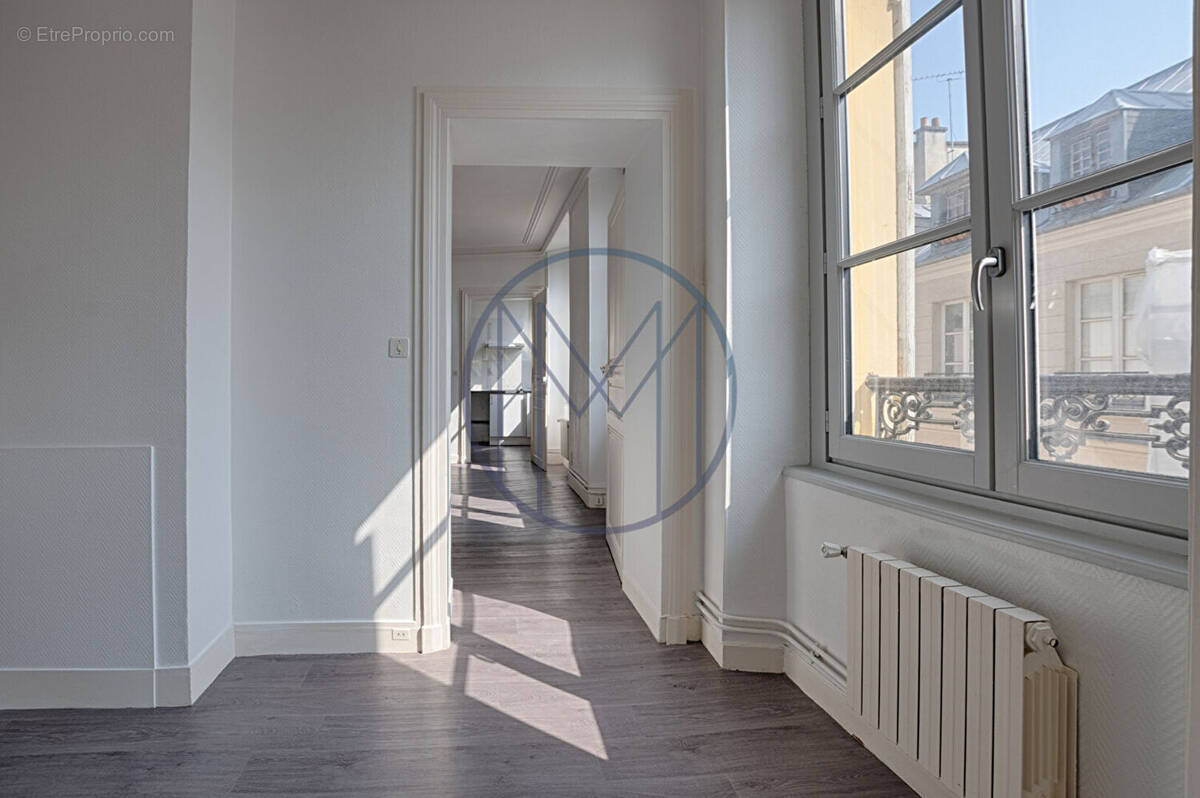 Appartement à VERSAILLES