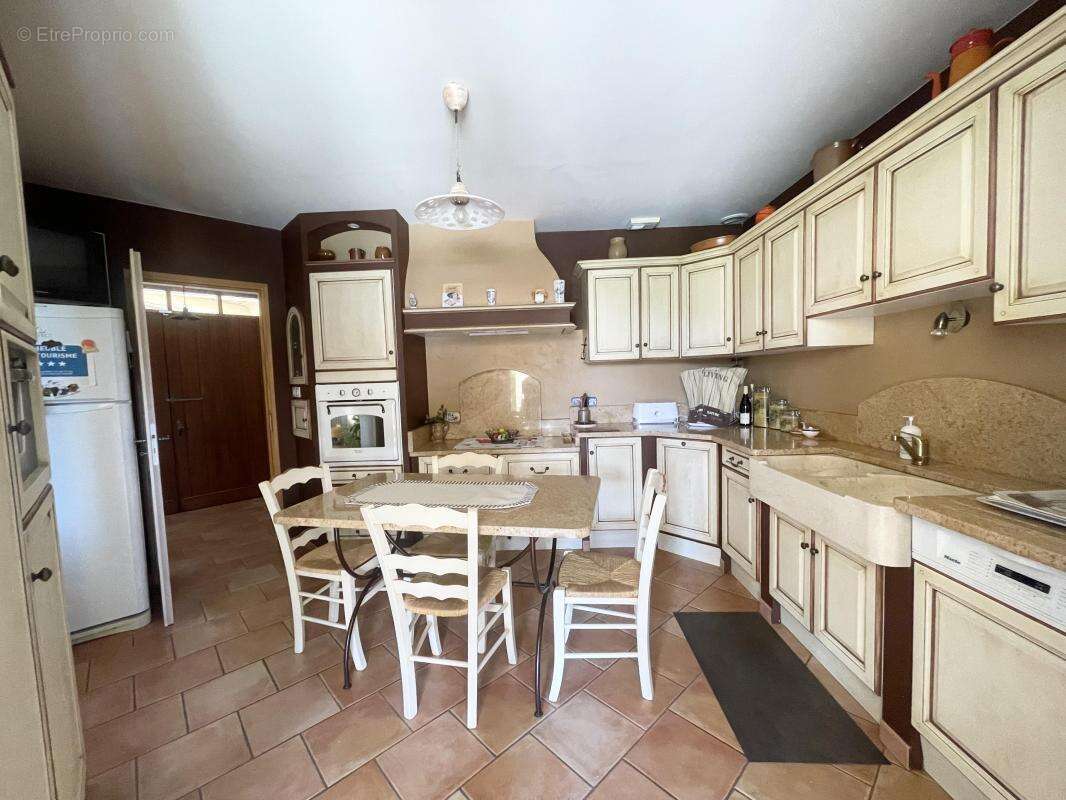 Maison à CHEVAL-BLANC