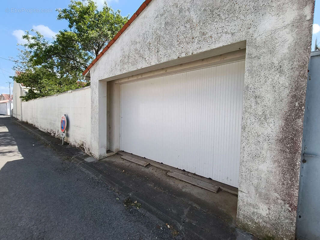 Maison à SAINTES