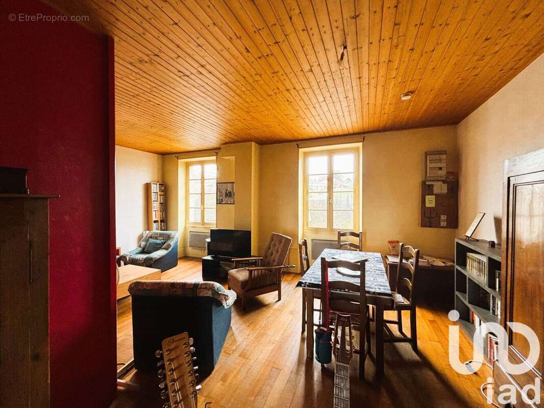 Photo 3 - Appartement à SAINT-GENIX-SUR-GUIERS