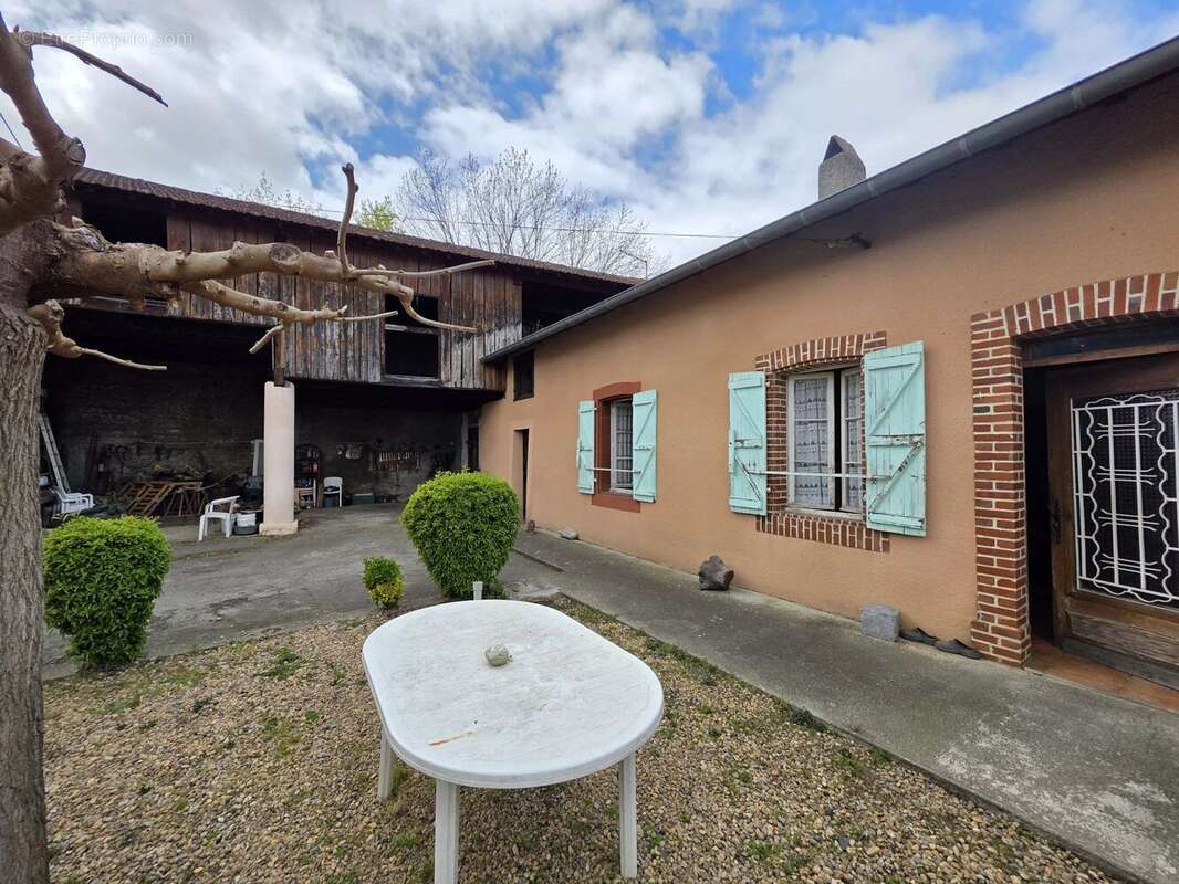 Maison à AUREILHAN