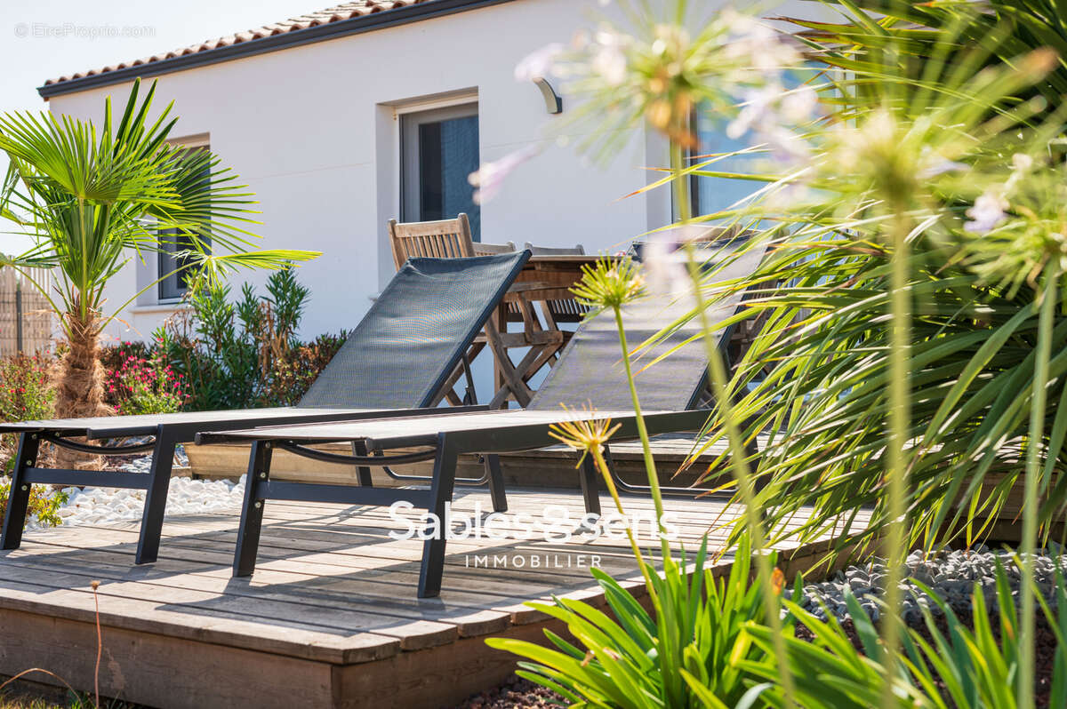 Maison T4 de plain-pied sur la commune des Achards - photo 13