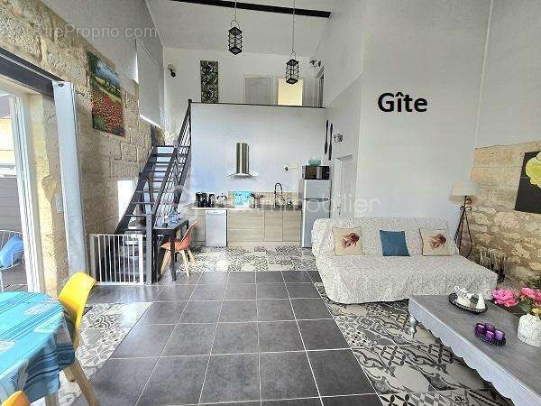 Maison à SAINT-EMILION