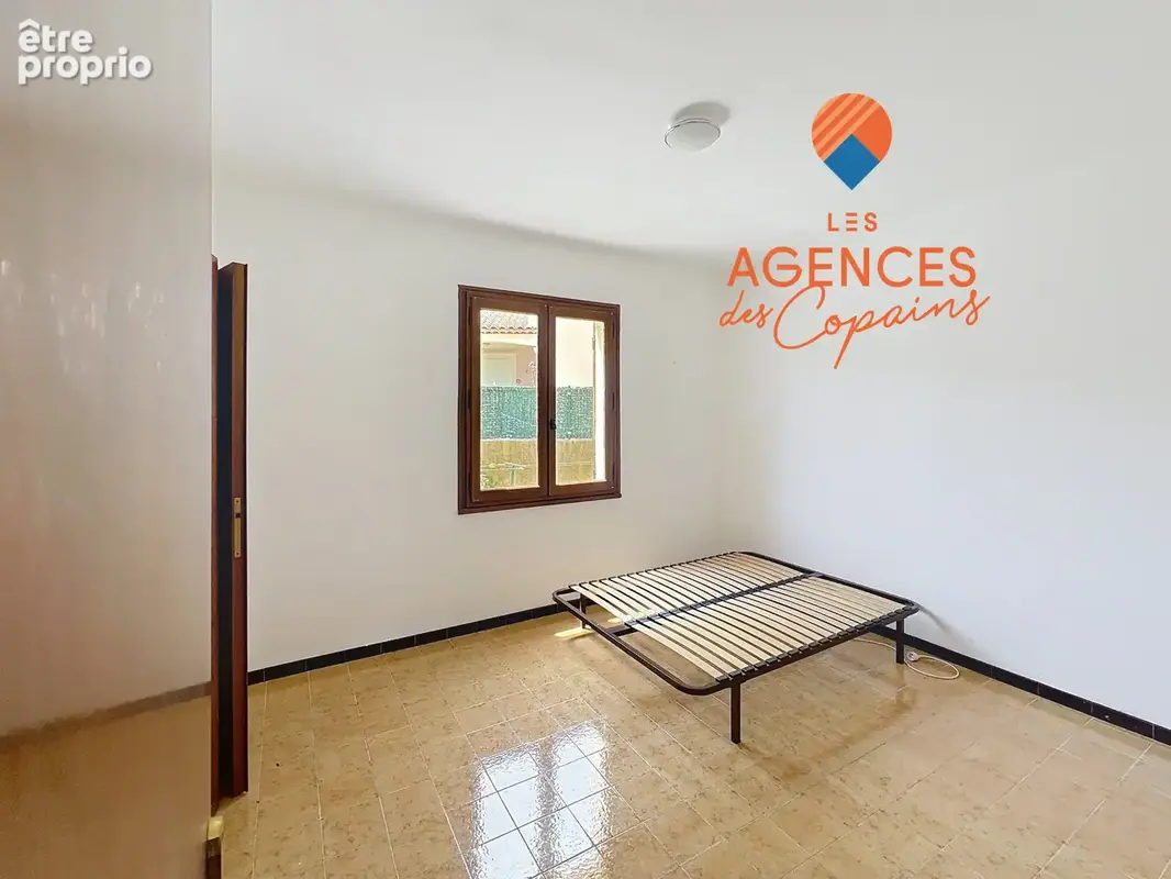La seyne / limite six-fours saint jean, villa t5 avec 1500m2 de terrain, proche commodites - photo 10
