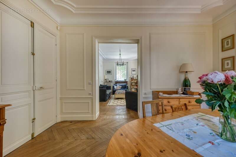 Villa d'exception de 8 pieces – un joyau du patrimoine ovillois - photo 11