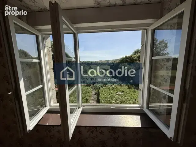 Au calme, à la campagne, maison en pierres à rénover, terrain de 800m2. - photo 10