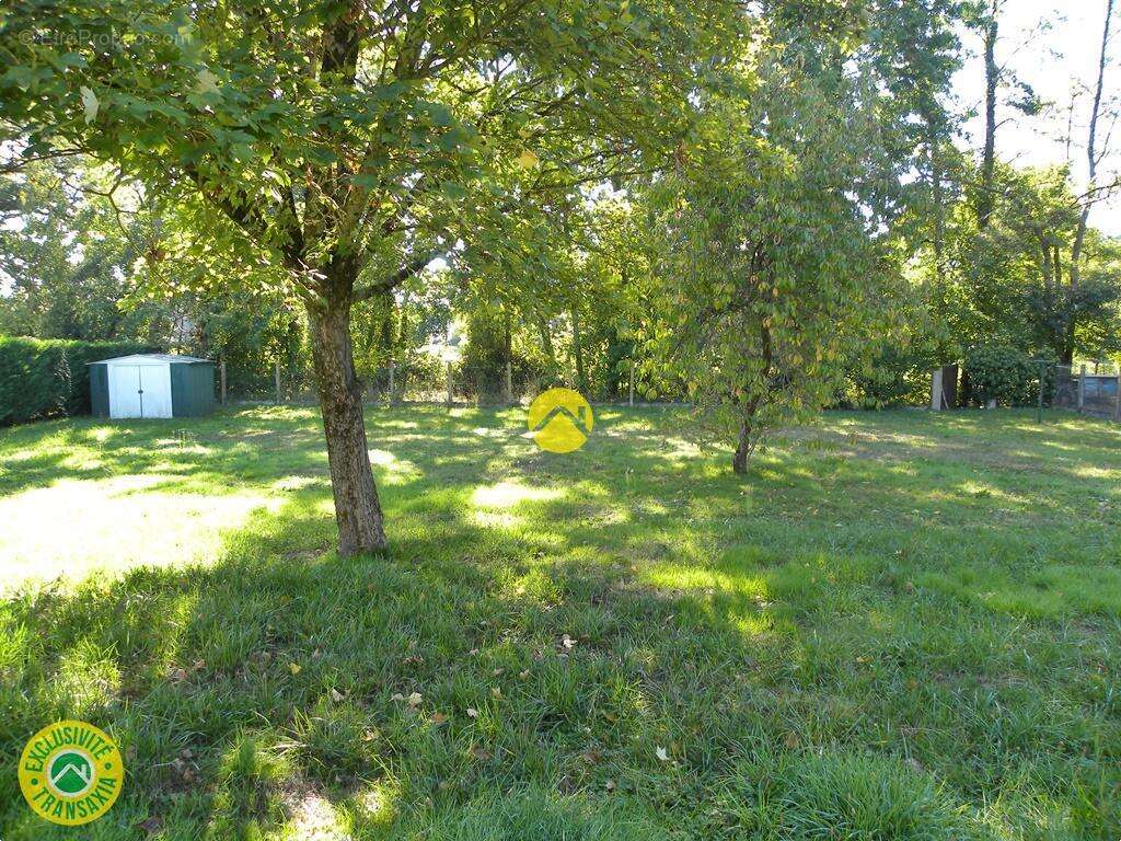 Maison à SURY-PRES-LERE