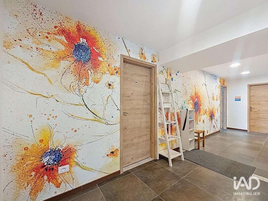 Photo 3 - Commerce à AMANCY