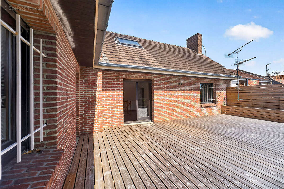 Maison à LAMBRES-LEZ-DOUAI