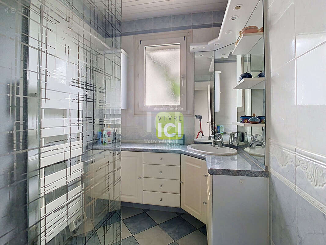 Maison familiale de 125 m² avec piscine chauffée et jardin exotique sans vis-à-vis - photo 10