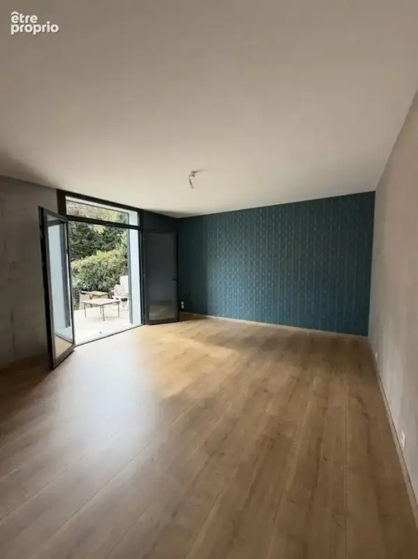 Propriété de charme avec piscine, jardin et deux garages à Digne-les-Bains - photo 4
