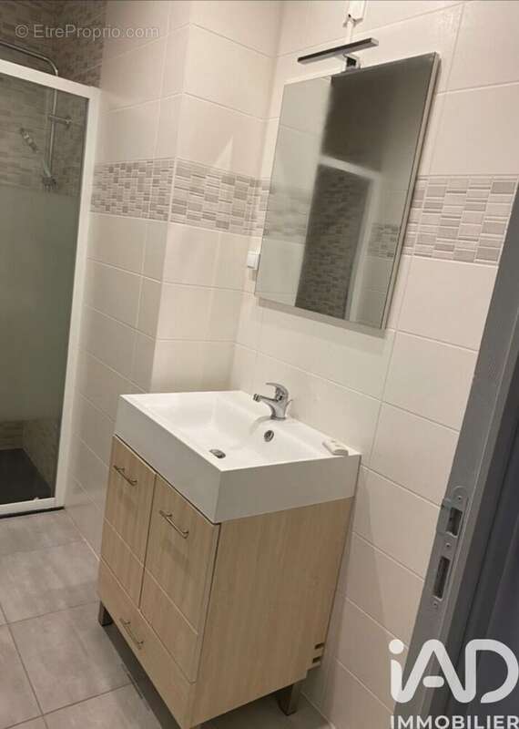 Photo 6 - Maison à ROULLET-SAINT-ESTEPHE