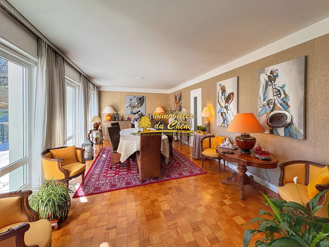 Maison à LUXEUIL-LES-BAINS