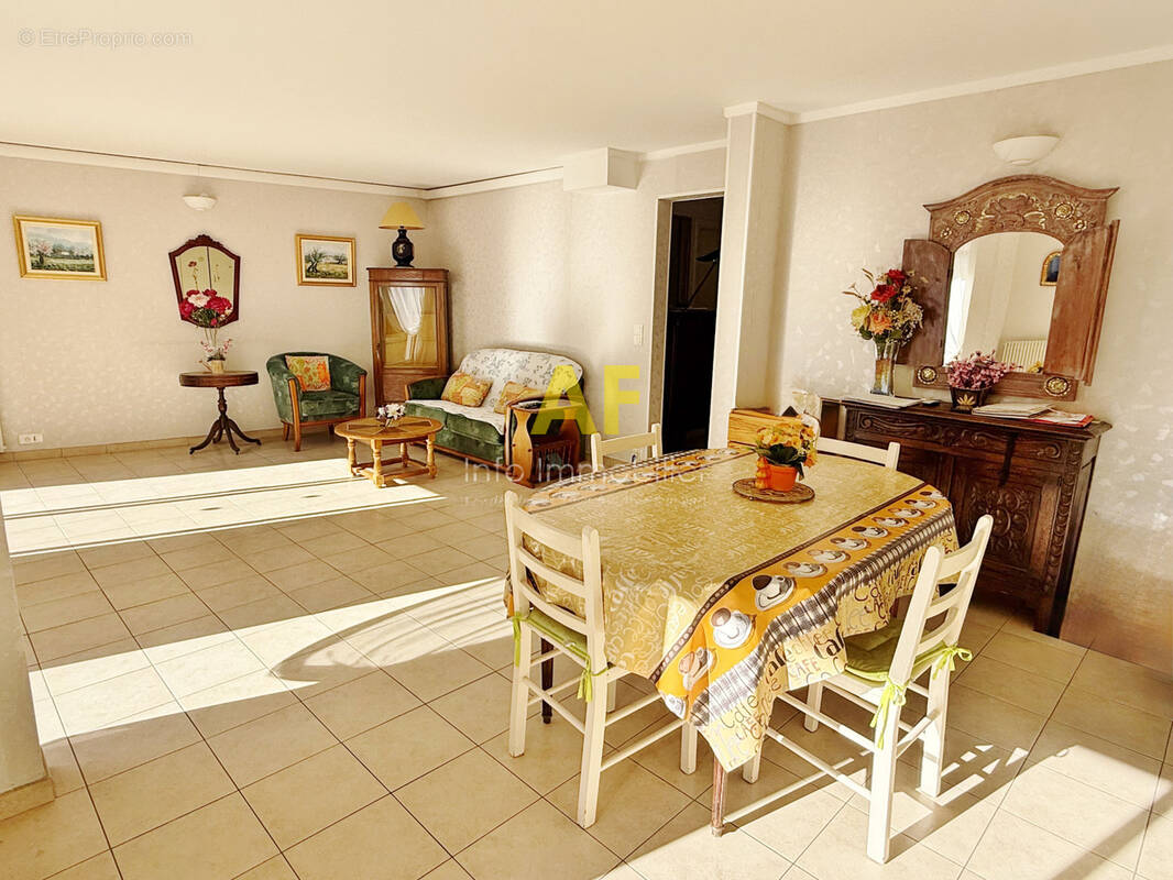 Appartement à SAINT-RAPHAEL