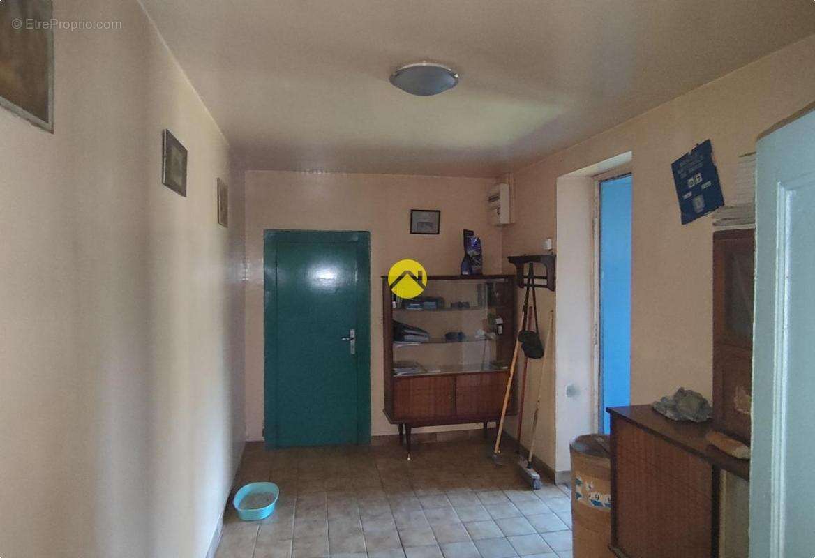 Maison à LA GUERCHE-SUR-L&#039;AUBOIS