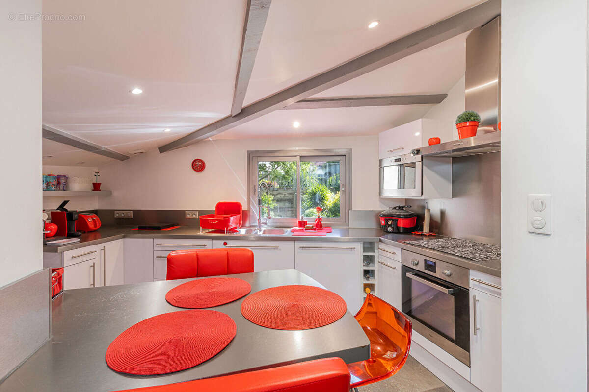 Maison à MARSEILLE-5E