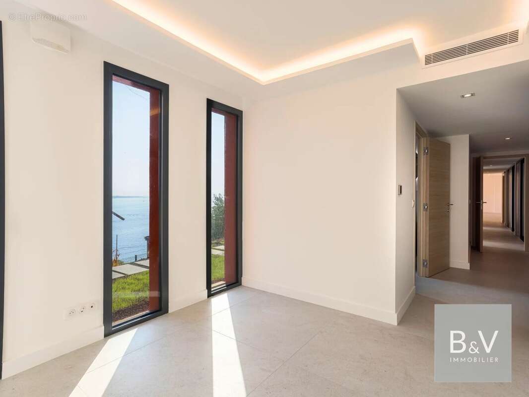 Appartement d'exception 4 pièces, vue mer panoramique et jardin privatif - photo 8