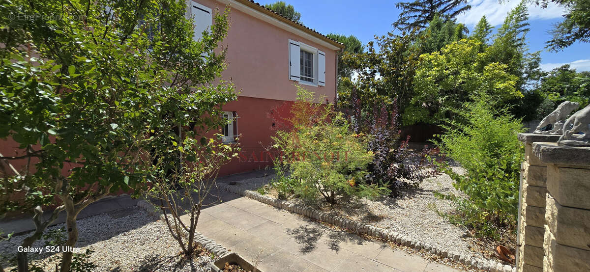 A VENDRE - A SAINT-ANDRE-DE-SANGONIS - MAISON de TYPE T4 de 85m2 avec garage de 55m2 et jardin attenant. - photo 26