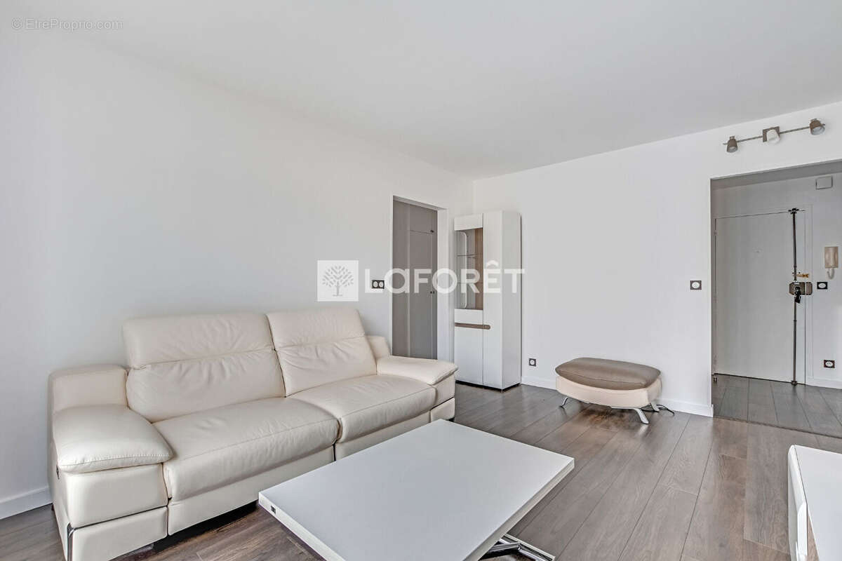Appartement à PARIS-12E