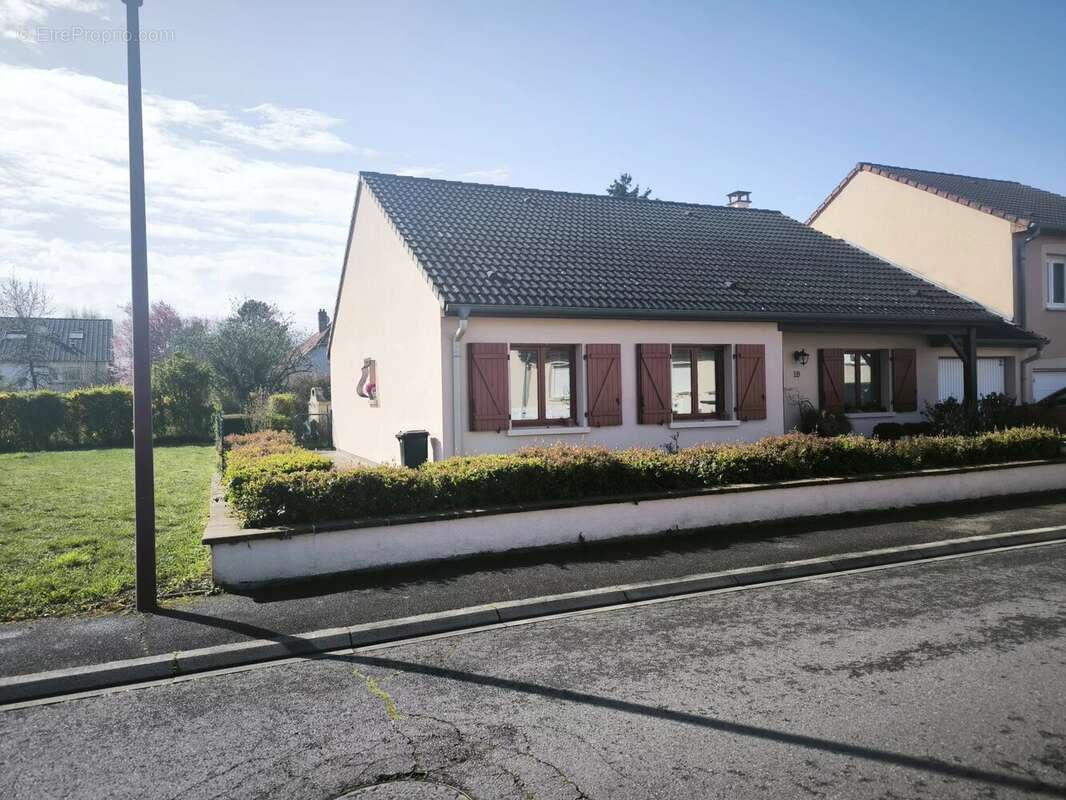 Maison à YUTZ
