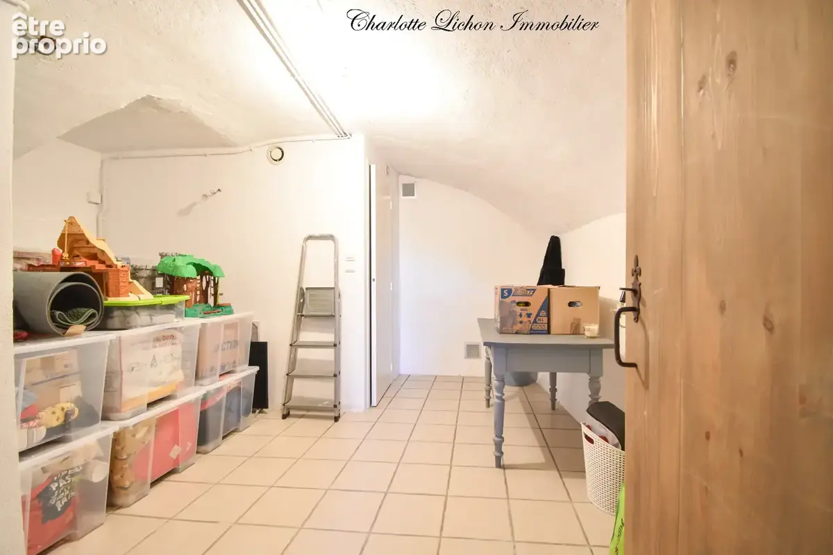 Maison 270 m2 - 5 chambres - double garage - photo 39
