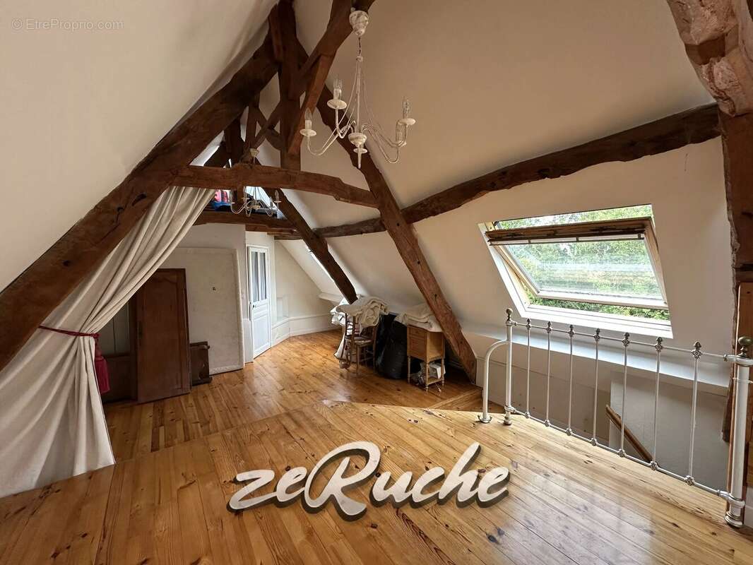 Grande maison de caractère à Cahagnes de 411m², 3 chambres d'hôtes et 2 gîtes - photo 22