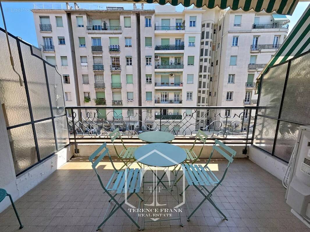Appartement à NICE