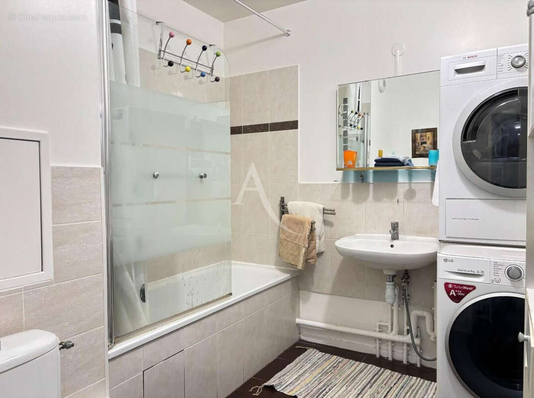 Appartement à IVRY-SUR-SEINE