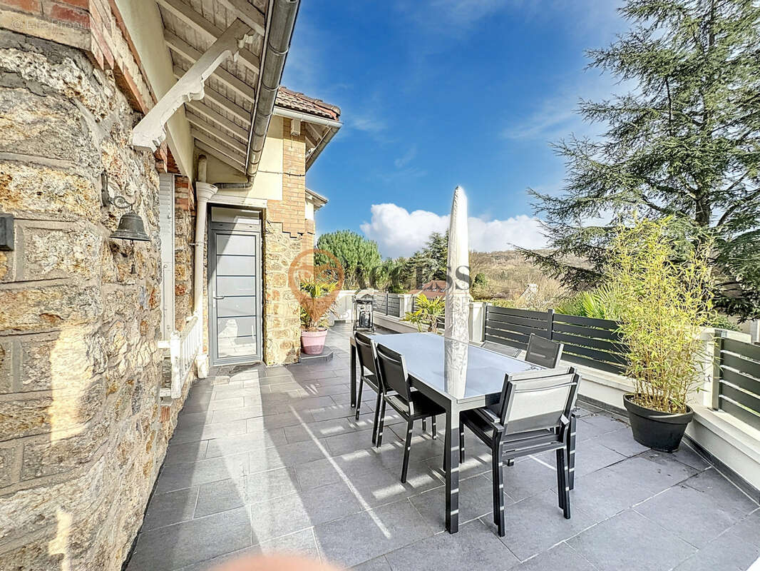 Maison à MONTLIGNON