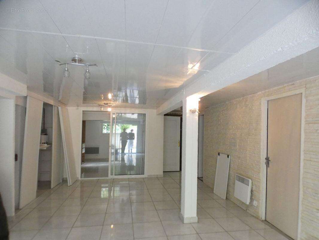 Maison Terrasson Lavilledieu 4 chambres avec piscine - photo 14