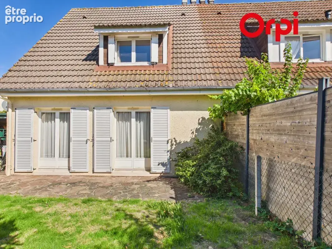 Maison mitoyenne avec jardin , au calme et proche des commodités - photo 20