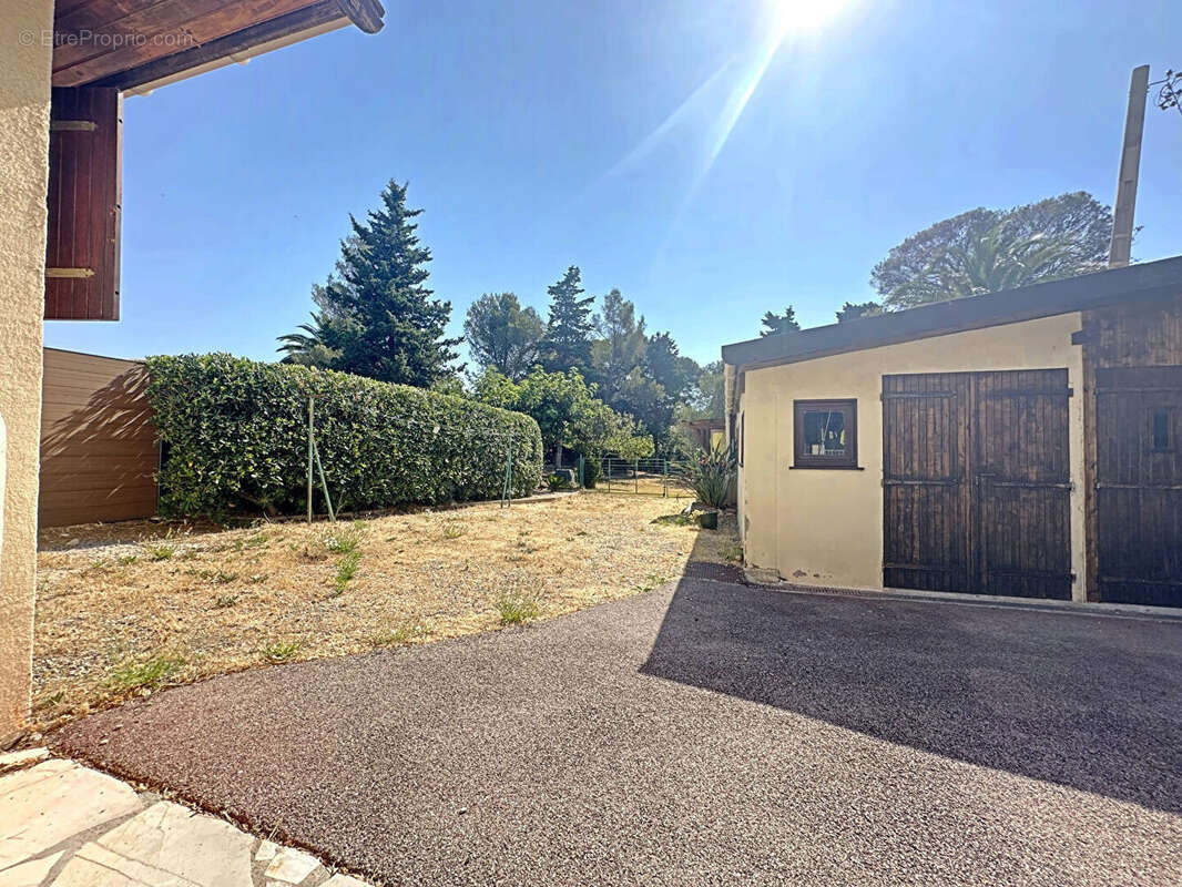 Appartement à SAINT-RAPHAEL