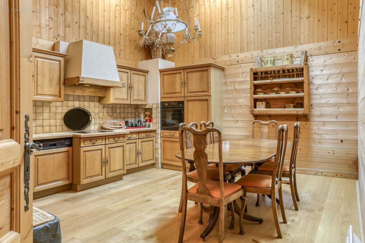 Appartement à DEMI-QUARTIER