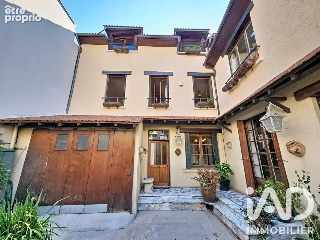 Photo 1 - Maison à IVRY-SUR-SEINE