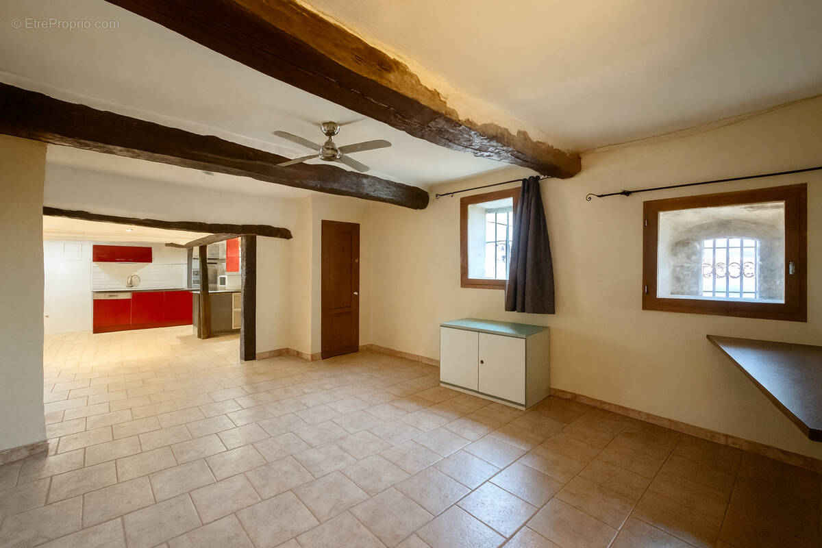 Appartement à BRIGNOLES