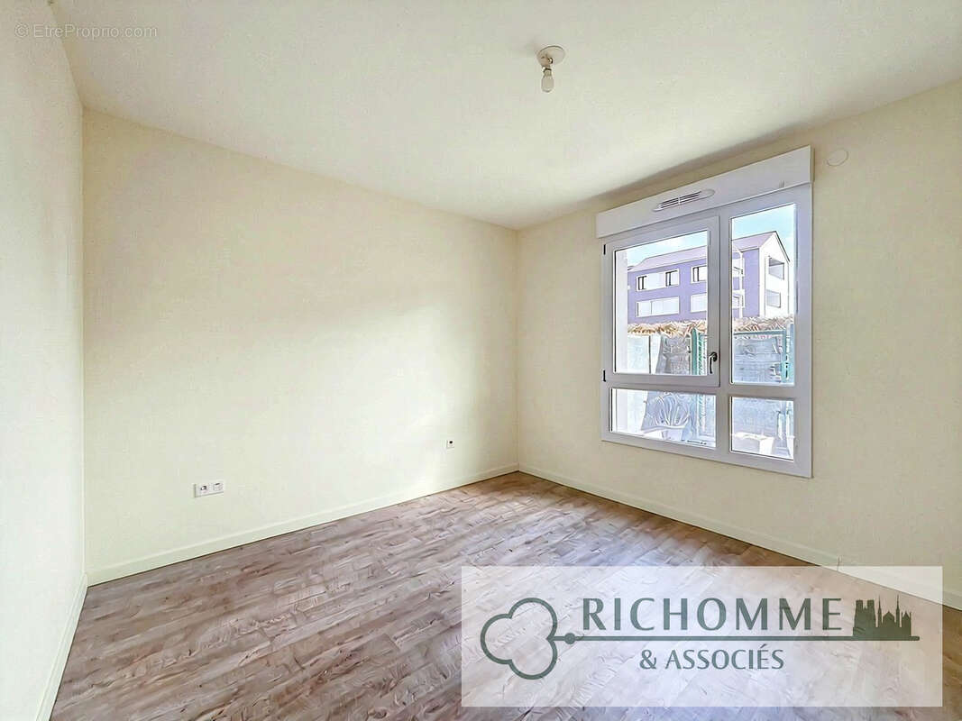 Appartement à BEZANNES