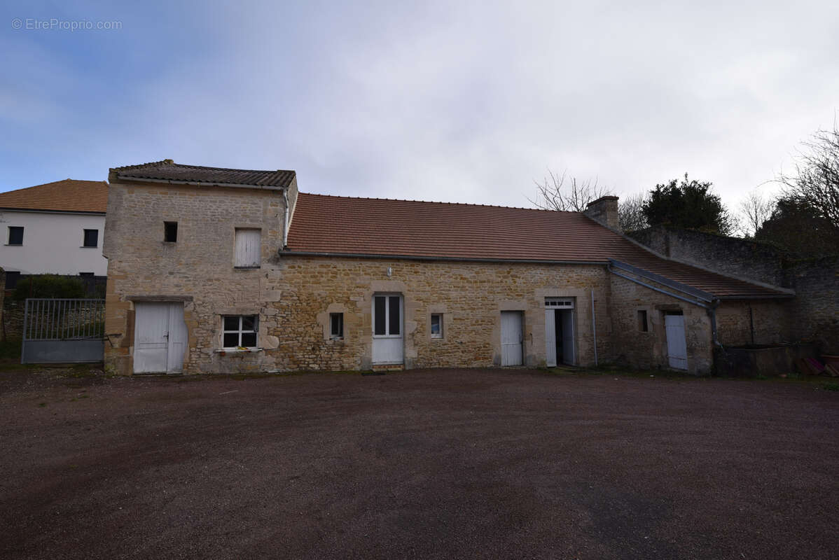 Maison à DOUVRES-LA-DELIVRANDE