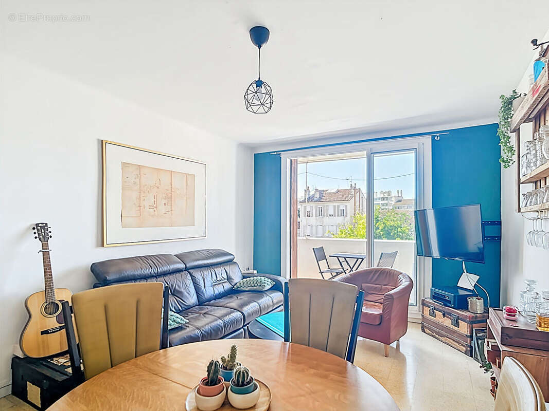 Appartement à MARSEILLE-10E