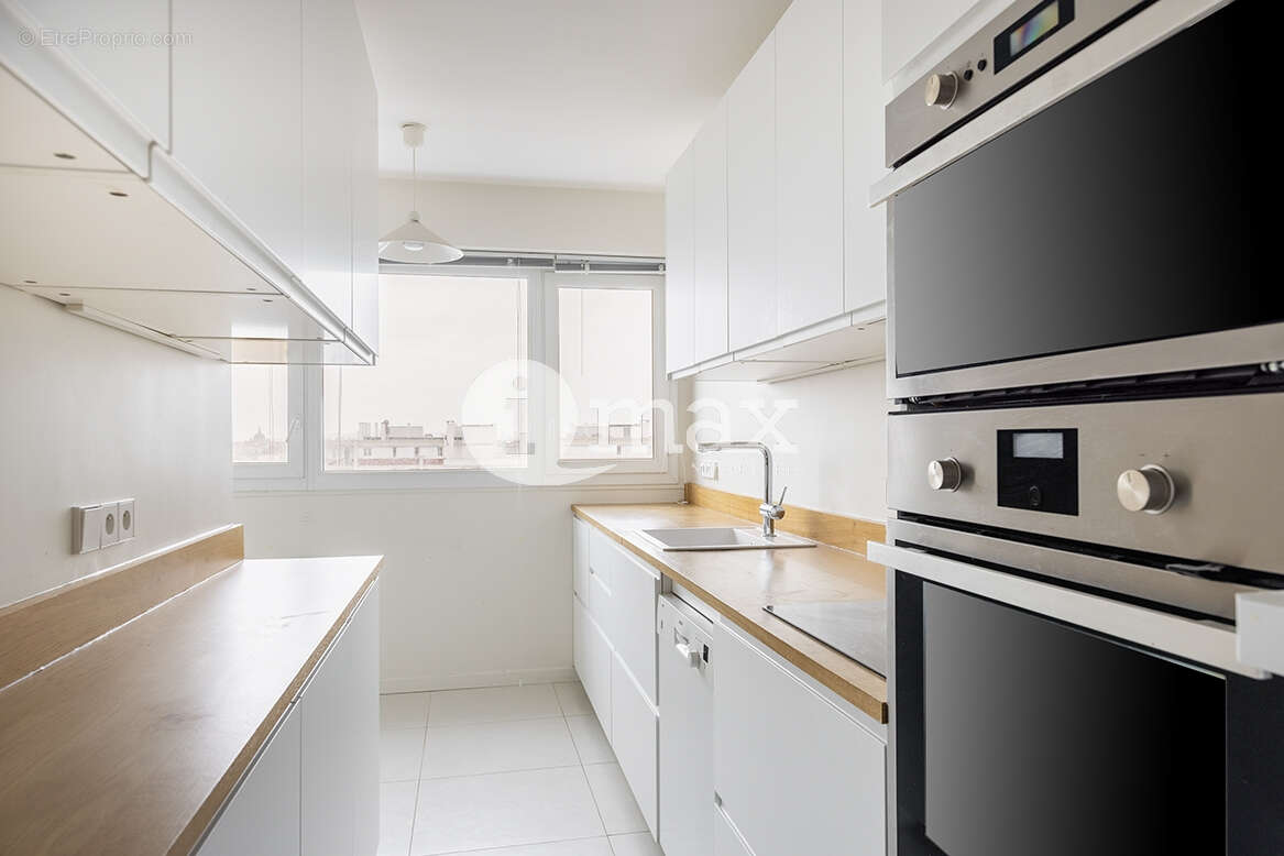 Appartement à LEVALLOIS-PERRET