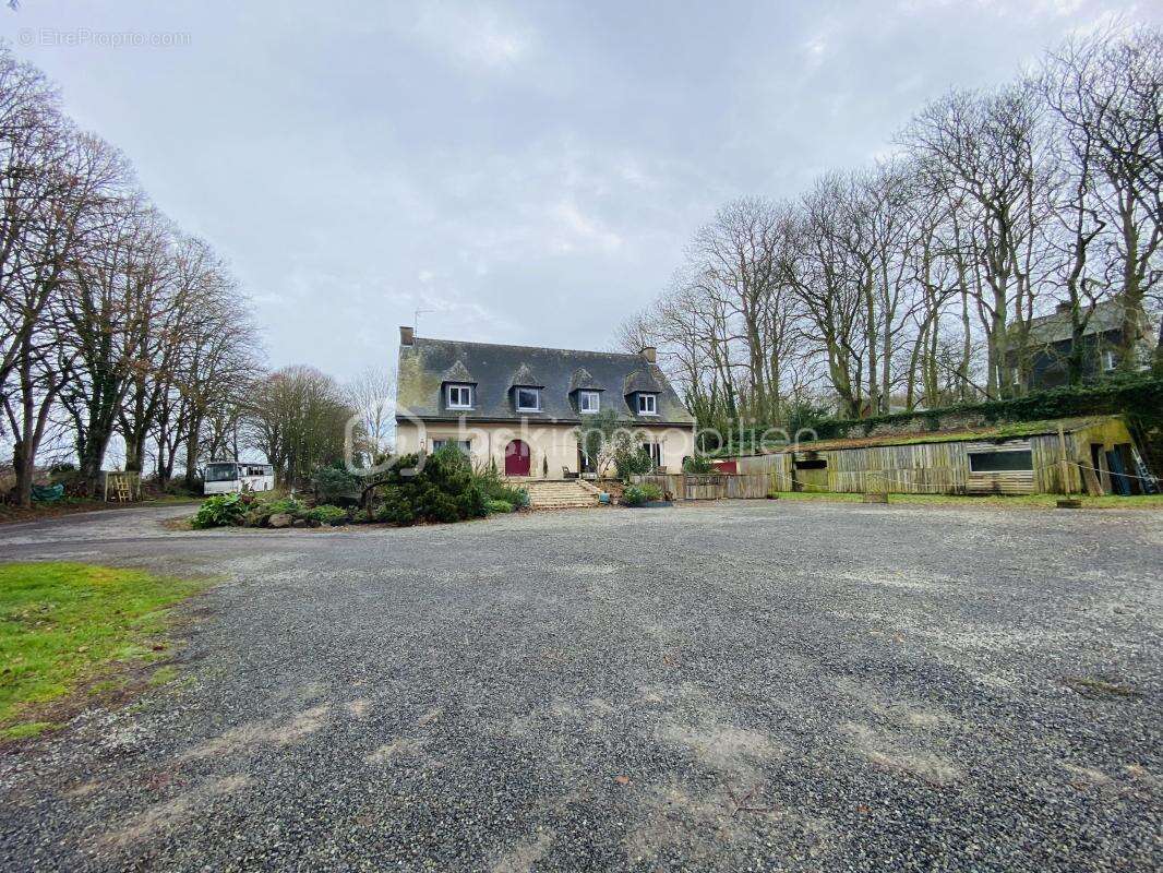 Maison à SAINT-JOUAN-DES-GUERETS