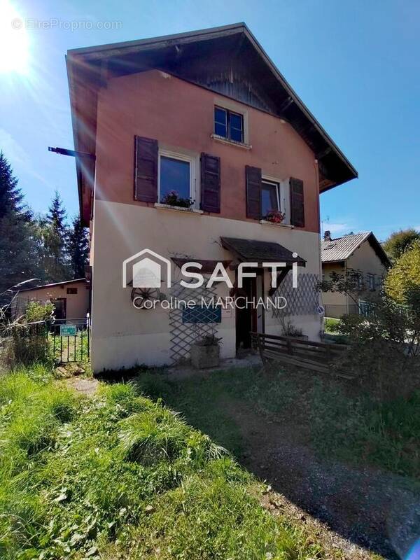 Photo 1 - Appartement à SAINT-JEAN-SAINT-NICOLAS