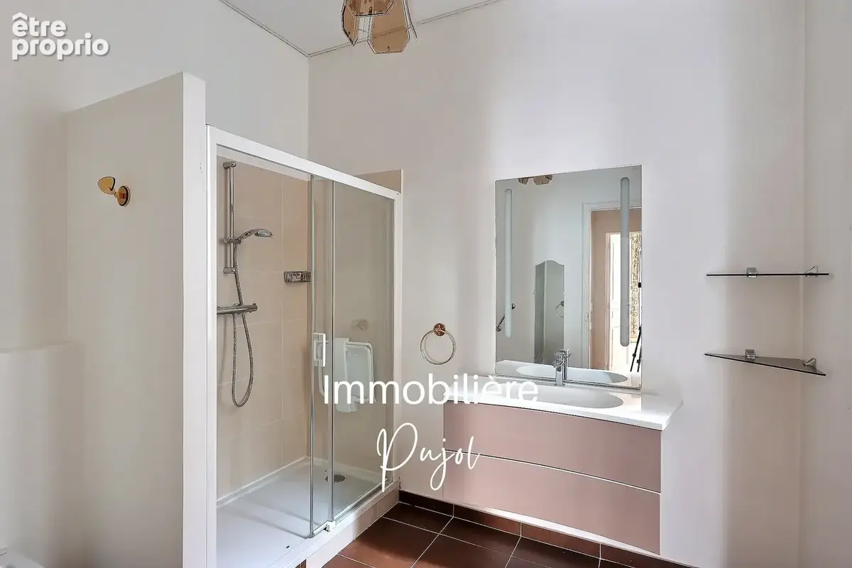 Marseille 8e   Périer   Appartement bourgeois T5 de 149 m2 au dernier étage avec ascenseur - photo 15