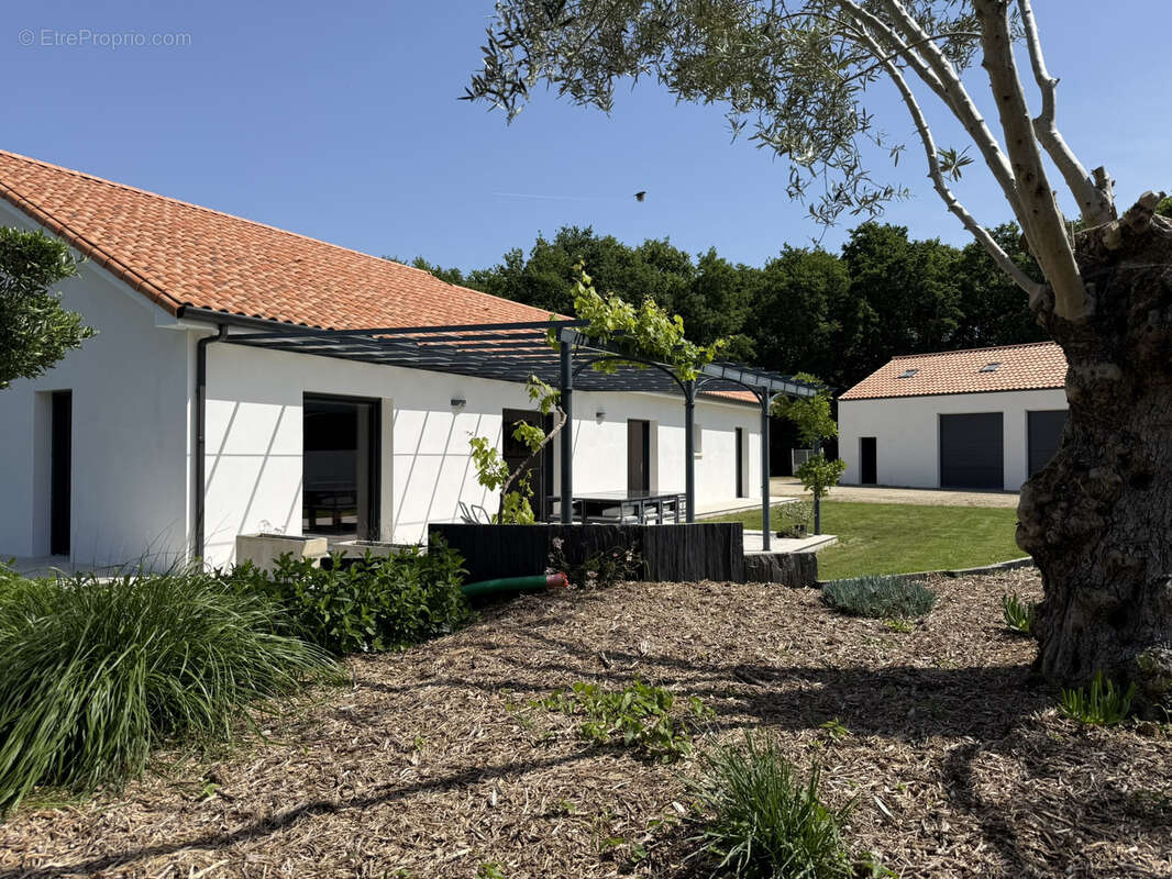 Maison à CHAUVE