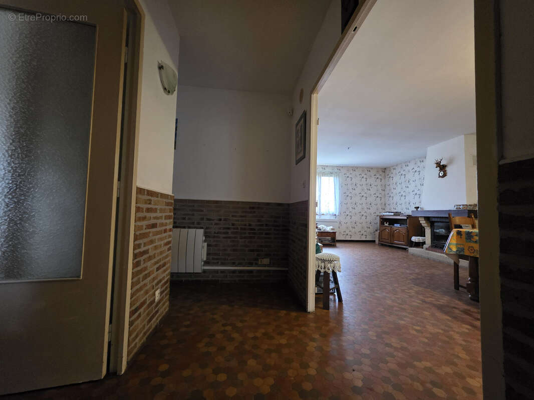 Maison à CAMBLAIN-CHATELAIN