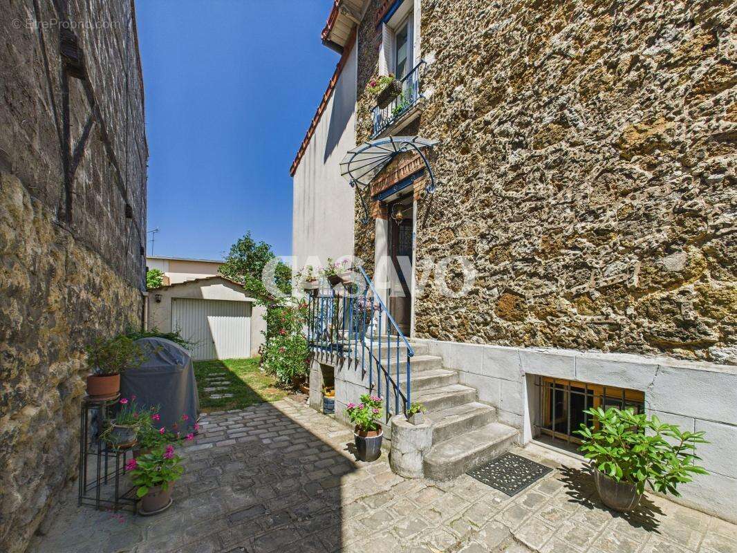 Maison à MAISONS-ALFORT