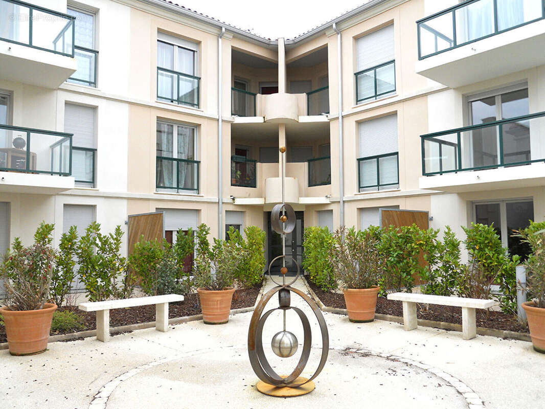 Appartement à COGNAC