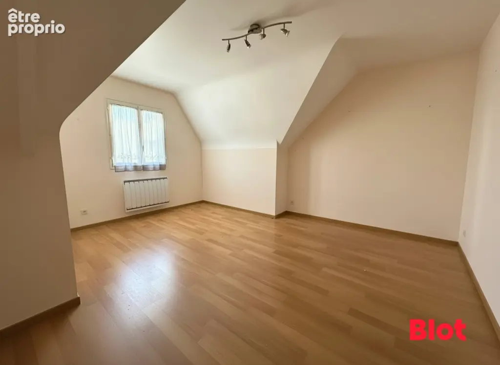 Maison 6 pièces 107 m² à vendre à Montgermont (35760) - photo 6