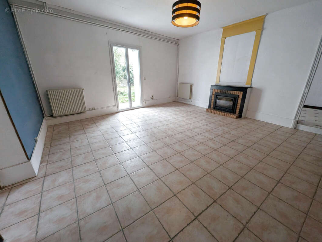 Maison à VARCES-ALLIERES-ET-RISSET