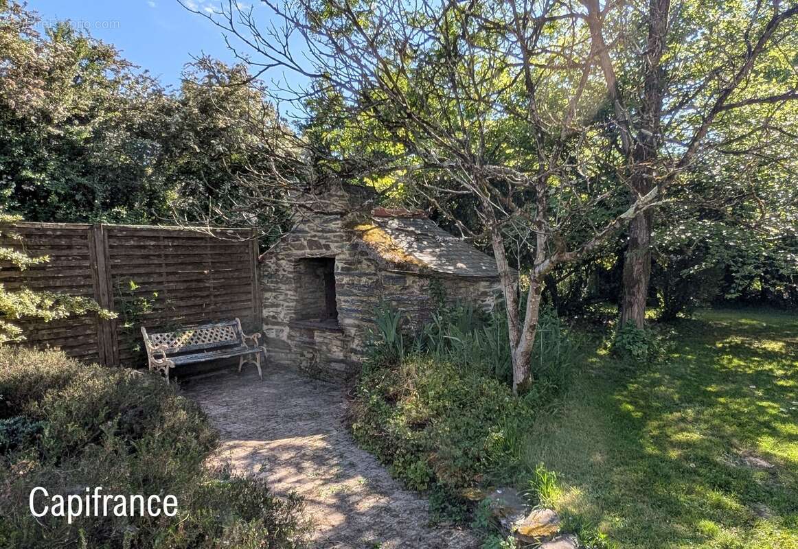 Maison en pierre – PLESSE – 165 m² – Terrain 9 000 m² – Proximité N137 - photo 25